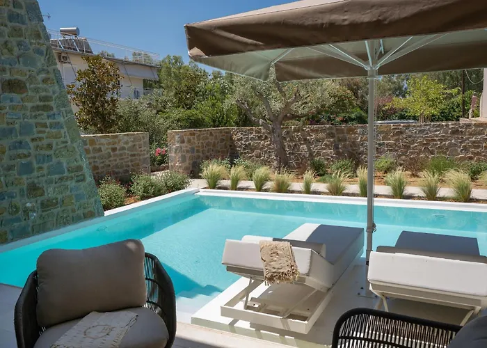 Hills 8 - Luxury With Pool 4* 吉亚洛瓦