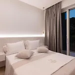 Hills 8 - Luxury With Pool
