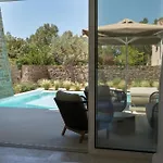 Apartmanhotel Hills 8 - Luxury With Pool Jálova