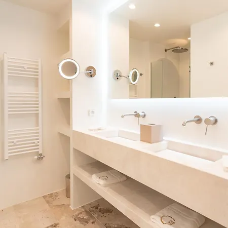 Aparthotel Hills 8 - Luxury With Pool