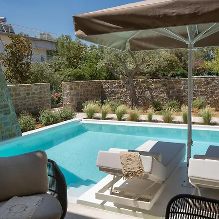 Hills 8 - Luxury With Pool 4* Gialova