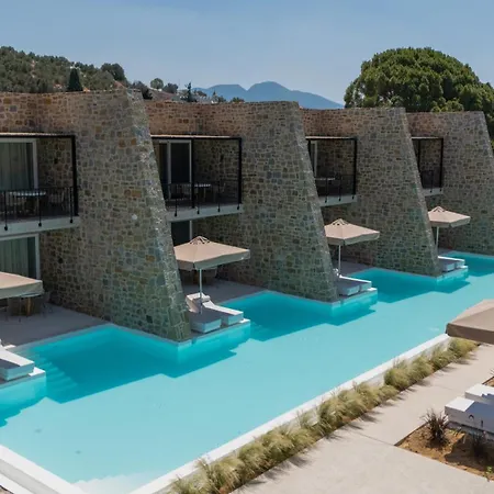 Hills 8 - Luxury With Pool Gialova