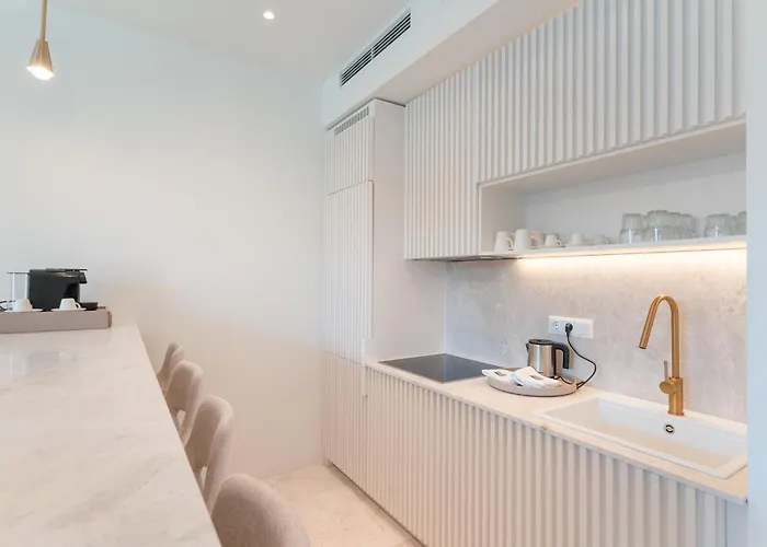 Hills 8 - Luxury With Pool Aparthotel Gialova