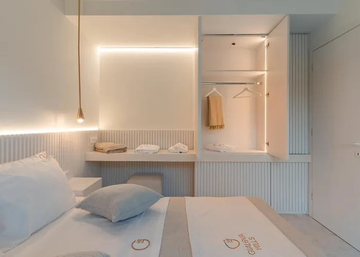 Aparthotel Hills 8 - Luxury With Pool Gialova