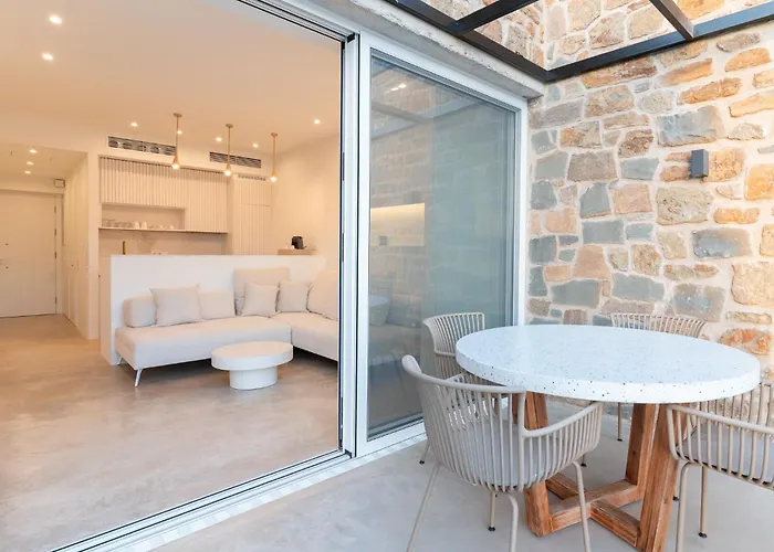 Hills 8 - Luxury With Pool Aparthotel Gialova