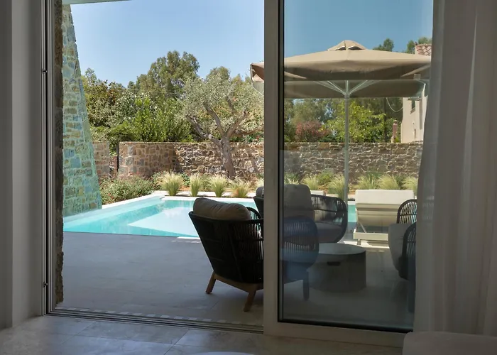 Aparthotel Hills 8 - Luxury With Pool Gialova